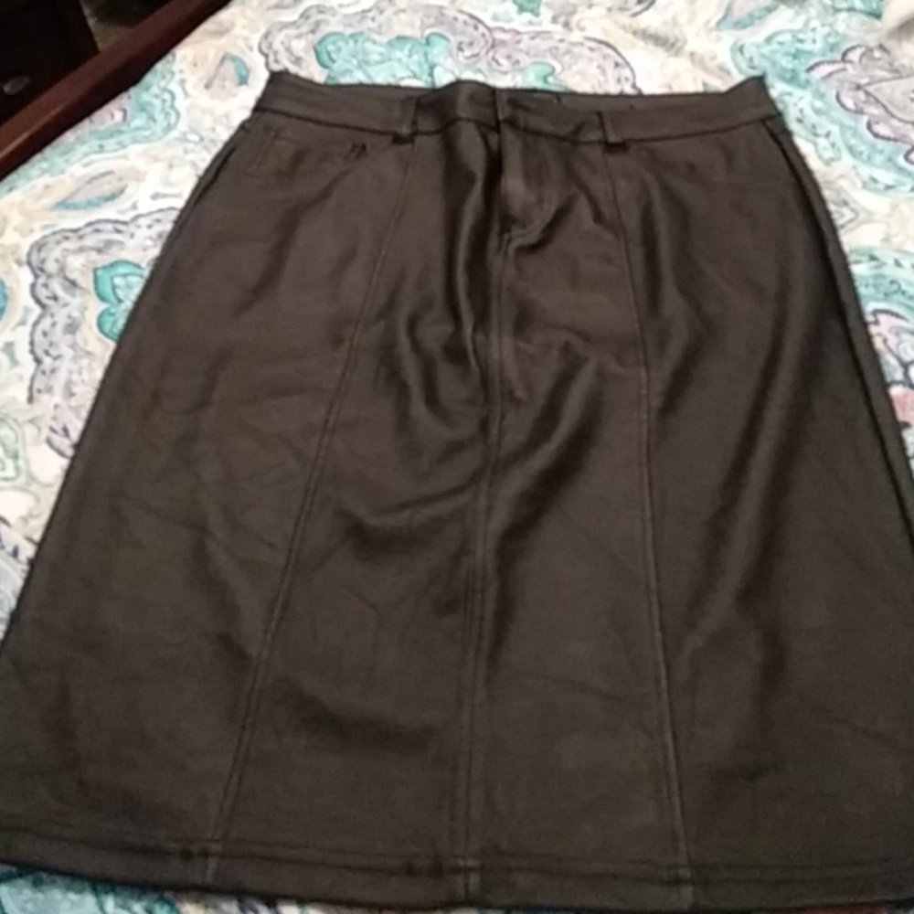 Leather look skirt